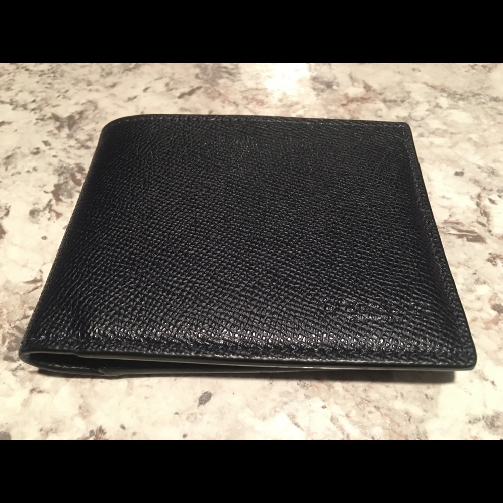 Coach bi fold wallet